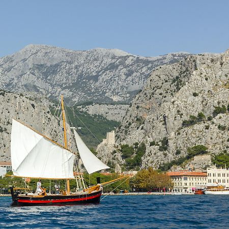 Hotel Villa Dvor Omiš Εξωτερικό φωτογραφία