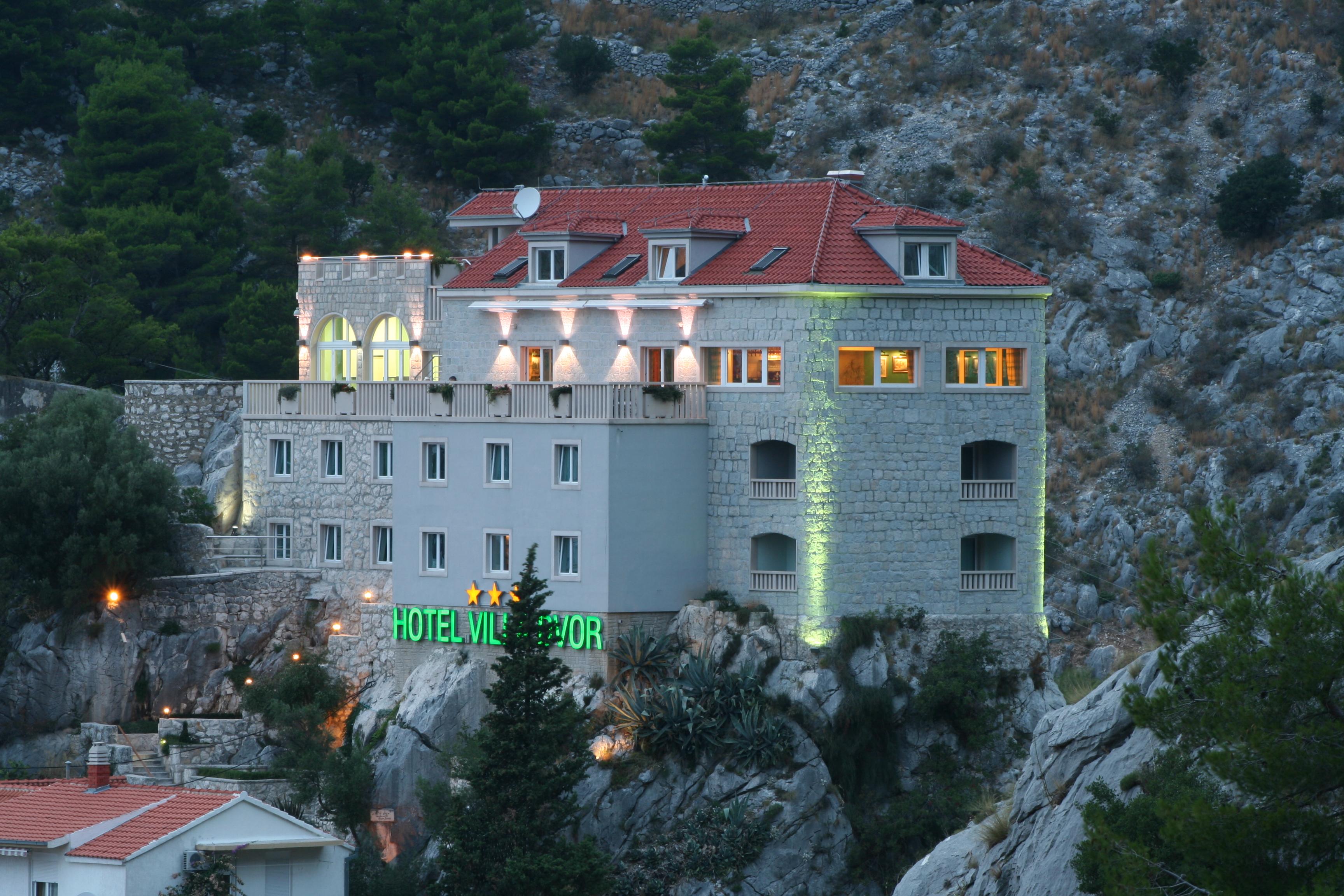 Hotel Villa Dvor Omiš Εξωτερικό φωτογραφία