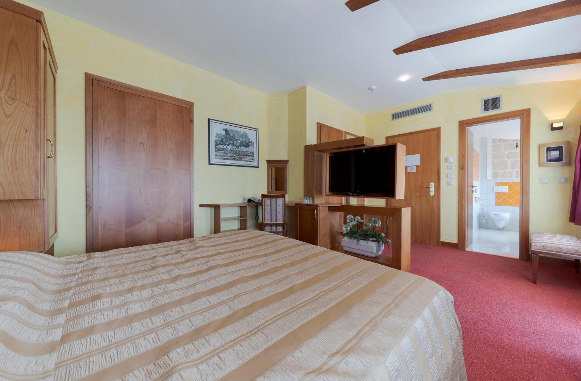 Hotel Villa Dvor Omiš Δωμάτιο φωτογραφία