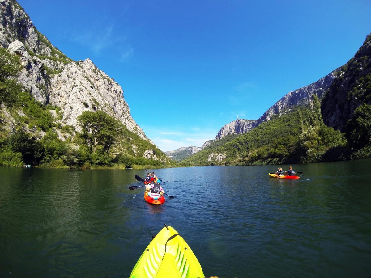 Hotel Villa Dvor Omiš Εξωτερικό φωτογραφία