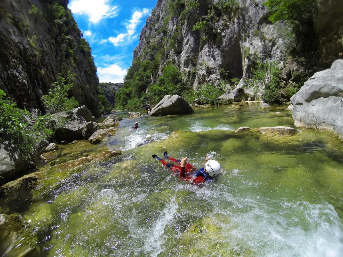 Hotel Villa Dvor Omiš Εξωτερικό φωτογραφία